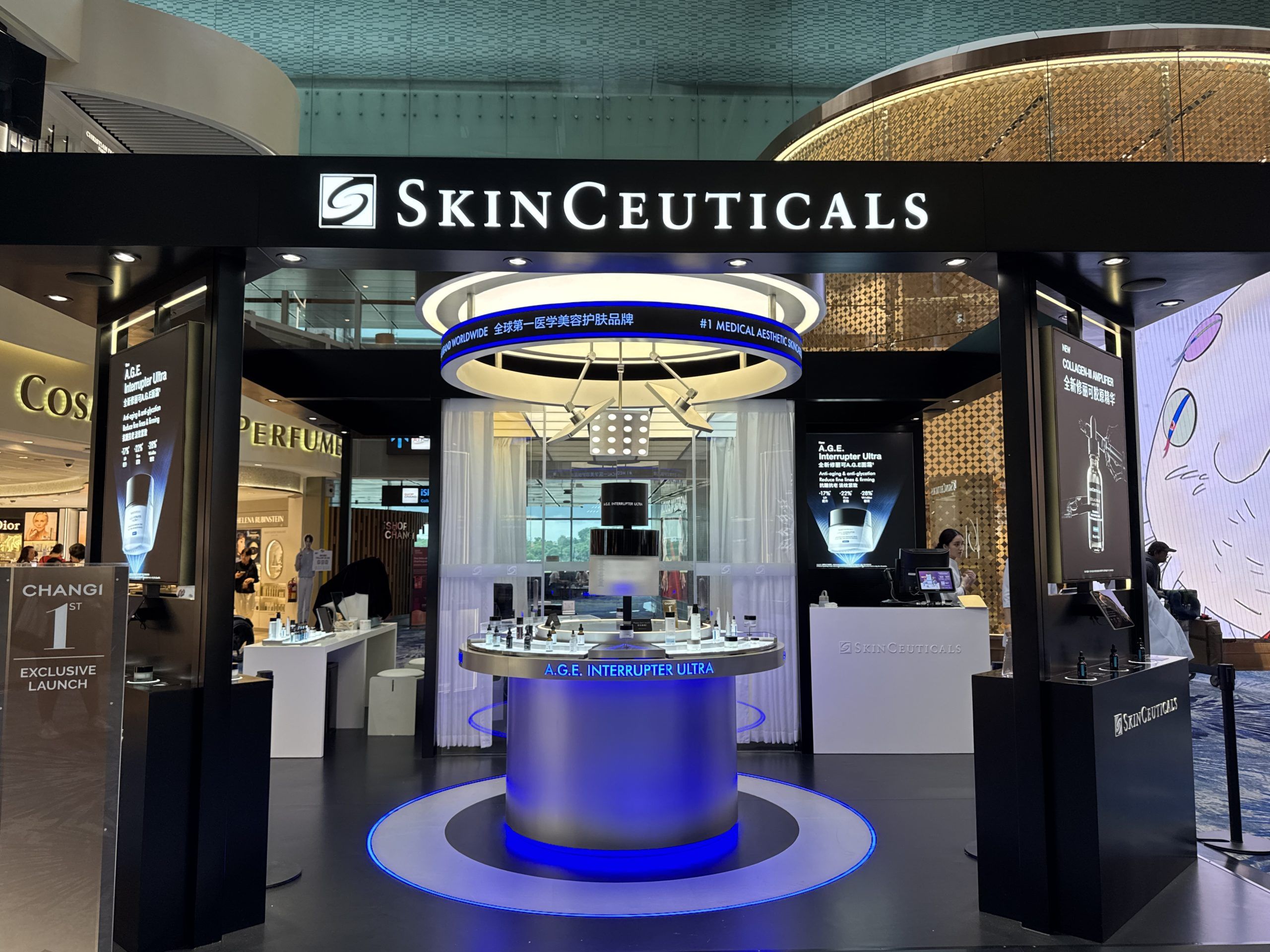 SkinCeuticals快闪店登陆新加坡樟宜机场，开启科学护肤新旅程Exclusive World Premiere: SkinCeuticals  A.G.E. Lab Arrives at Changi Airport Singapore | 新版｜SINGAPORE - 《品PIN  Prestige》